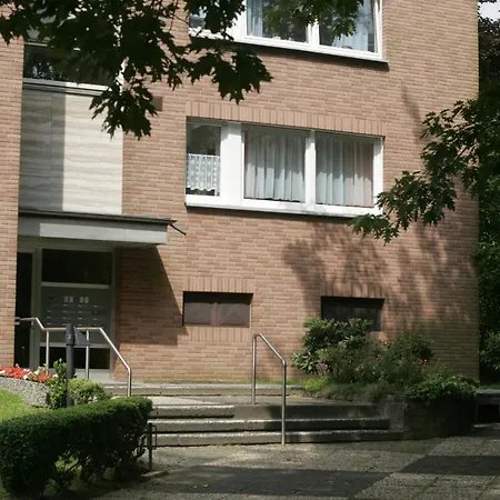 Tonis Apartment